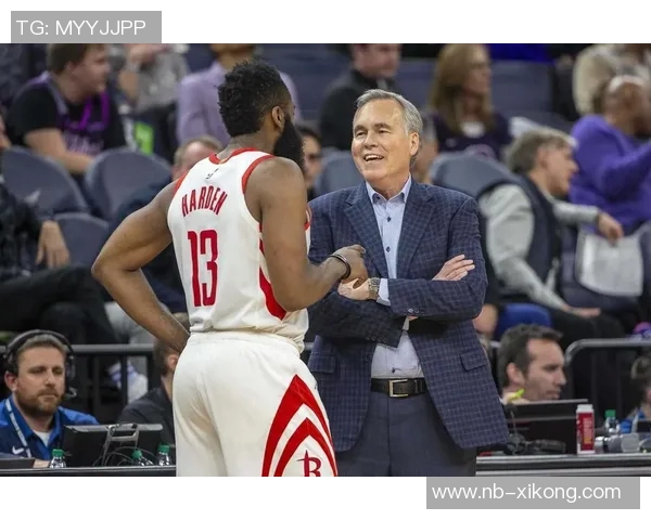 科尔安东尼分享里弗斯教练观点强调团队合作与胜利的重要性